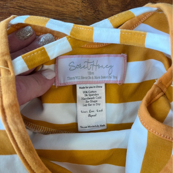 Sweethoney yellow gold orange striped fit and flare twirl dress size 18 months - Picture 2 of 3